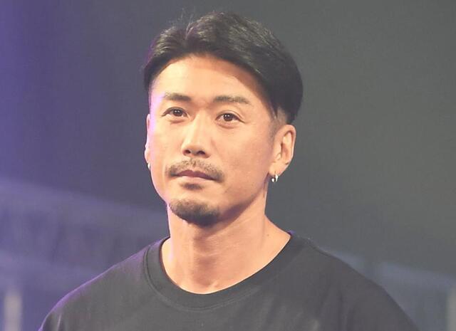 【芸能】金子賢　医師に「治りません」と宣告された病名　レントゲン写真公開、長身183cmも「10年後は」